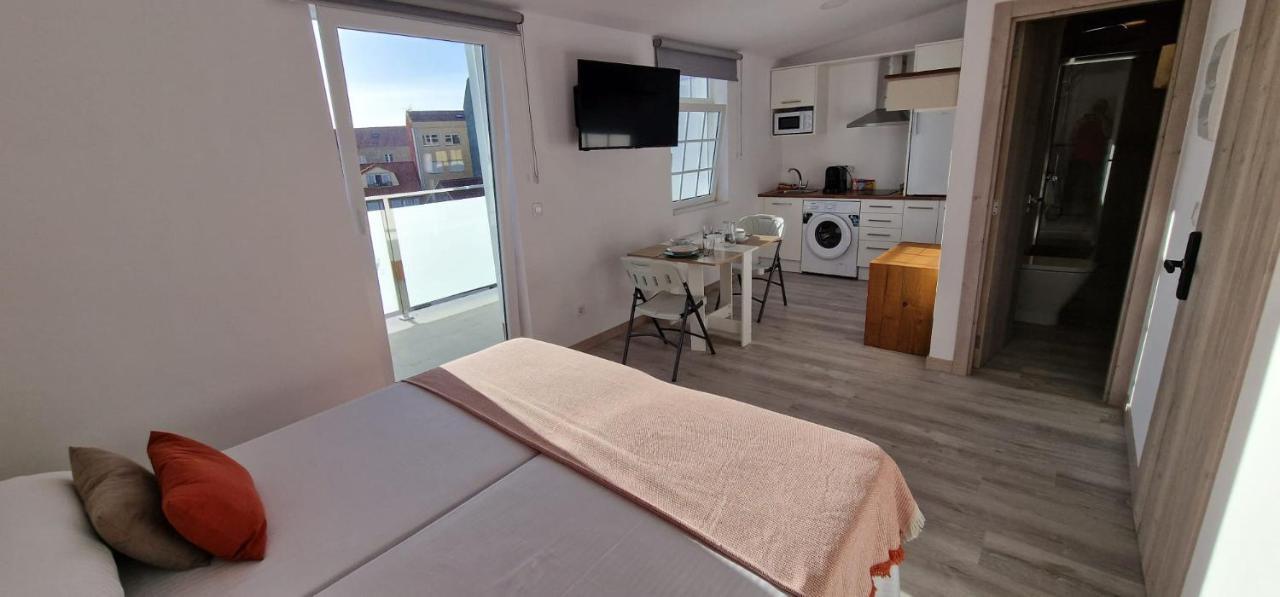 Estudios En Plaza Cabo Da Vila Centro Мухия Экстерьер фото