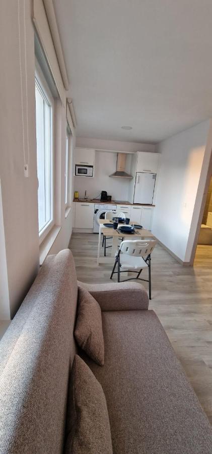 Estudios En Plaza Cabo Da Vila Centro Мухия Экстерьер фото