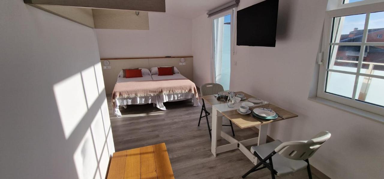 Estudios En Plaza Cabo Da Vila Centro Мухия Экстерьер фото