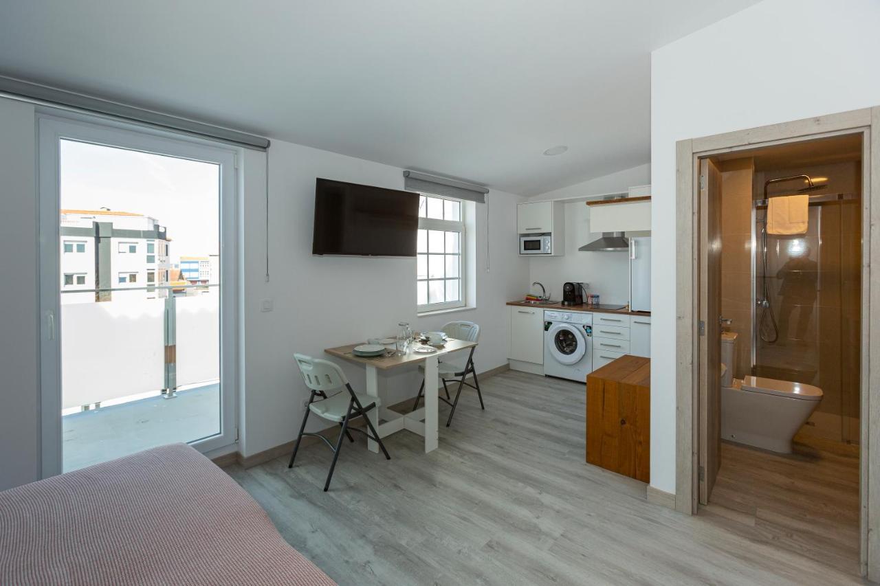 Estudios En Plaza Cabo Da Vila Centro Мухия Экстерьер фото