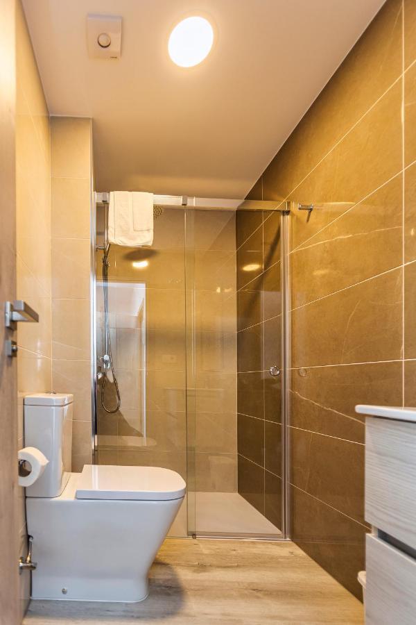 Estudios En Plaza Cabo Da Vila Centro Мухия Экстерьер фото